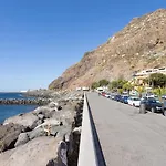 Seafront Апартаменты *