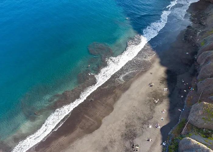 Seafront Apartment *